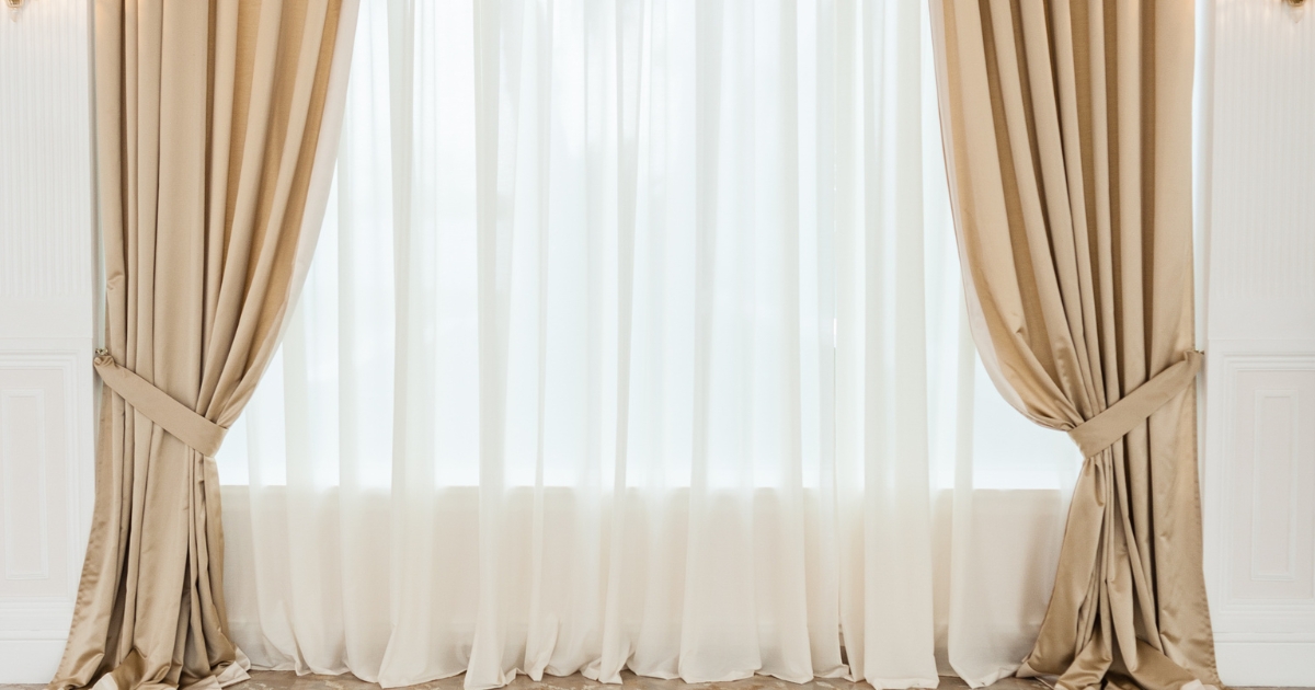 Drapes: A Luxurious Touch